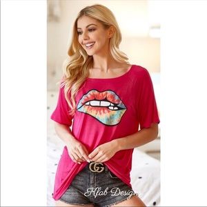 Price 🔻🔻NEW💖LIPS!! Graphic Loose Fit Top-Small
